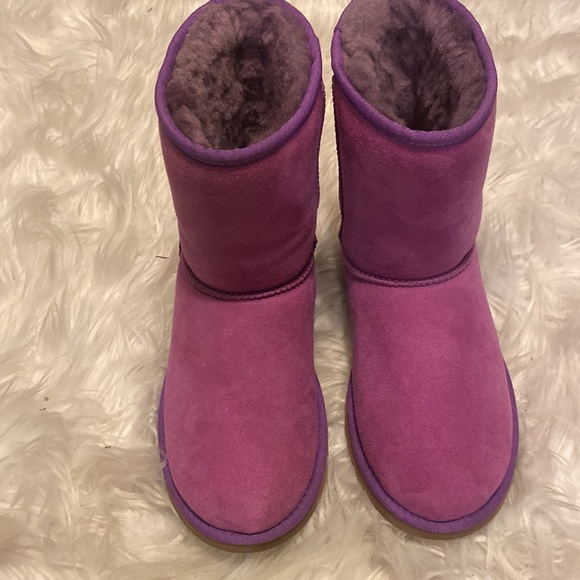 COPY - Bright purple UGG boots - Picture 2 of 8